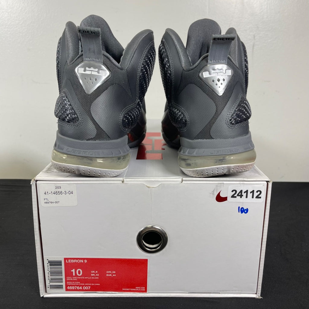 Nike LeBron 9 Cool Grey 10 (Moderately Worn Pre-Owned)Nikecool grey white metallic silver - Image 4