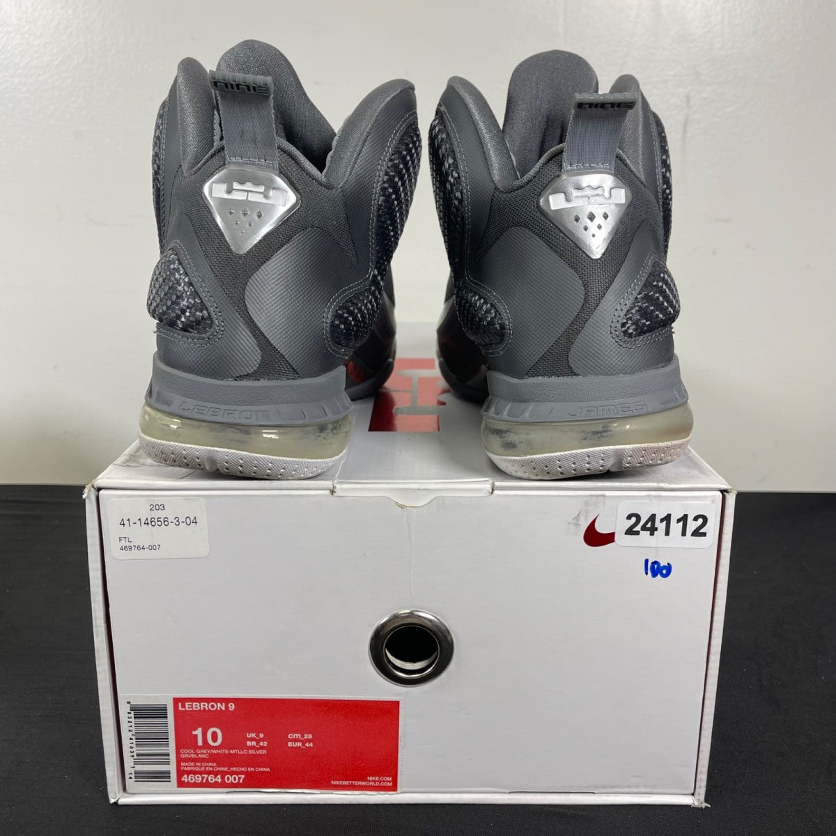 Nike LeBron 9 Cool Grey 10 (Moderately Worn Pre-Owned)Nikecool grey white metallic silver - Image 4