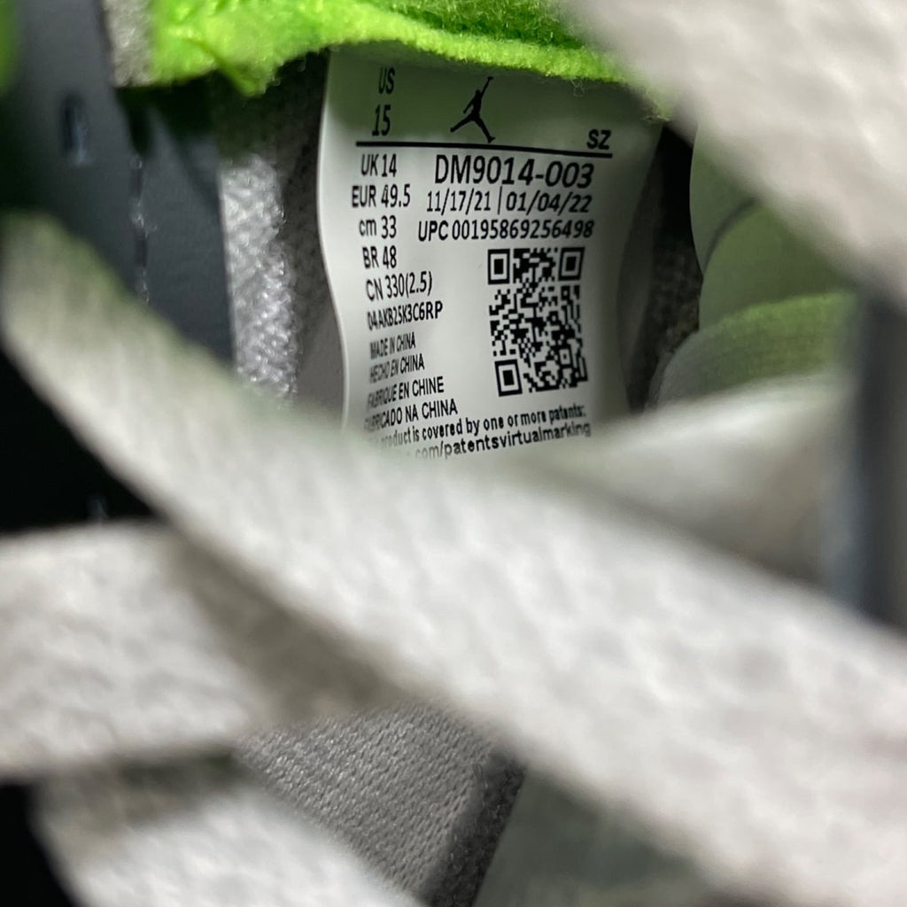 Jordan 5 Retro Green Bean (2022) 15 (New Pre-Owned)JordanSilver/Green Bean-Flint Grey - Image 6
