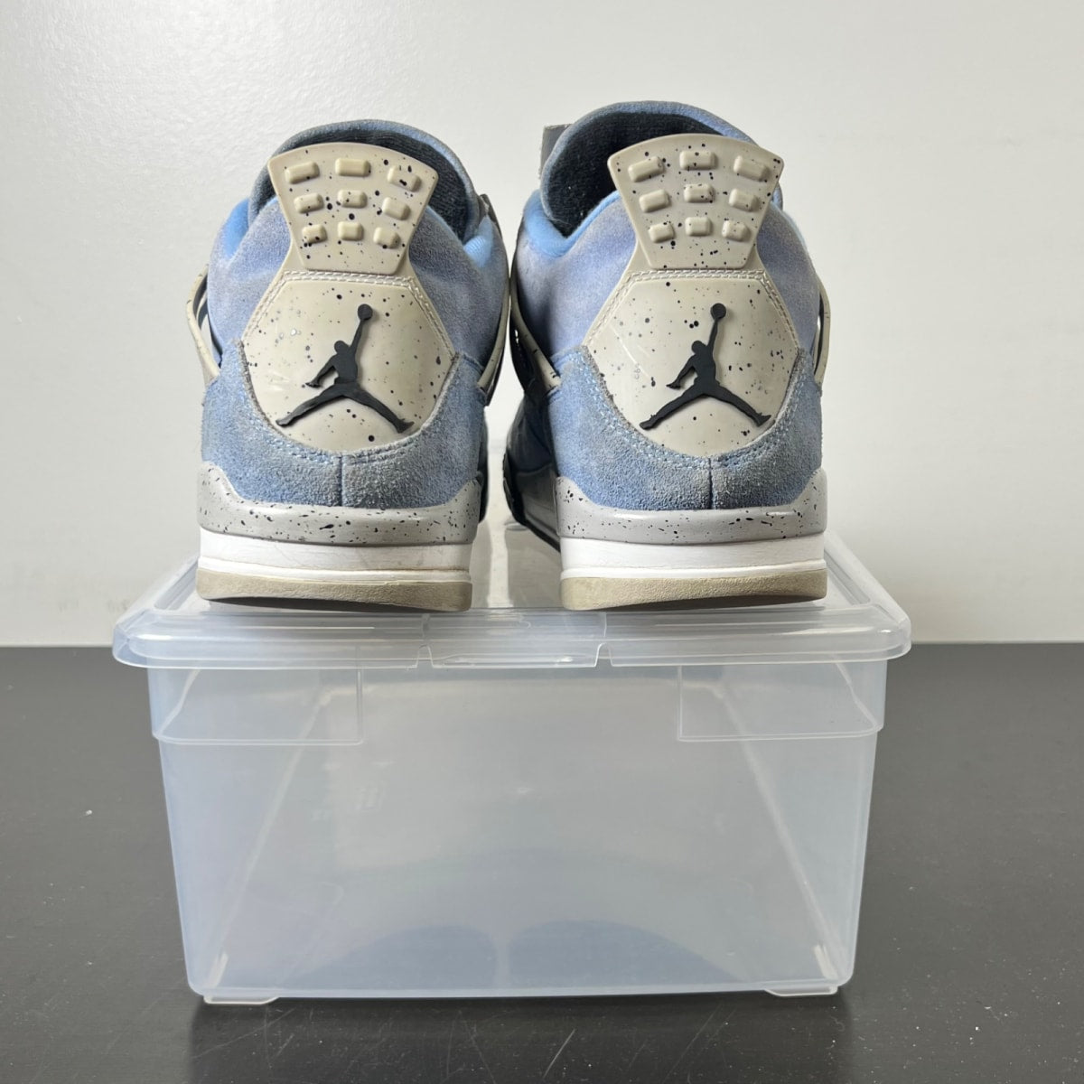 Jordan 4 Retro University Blue 11 (Heavily Worn Pre-Owned)JordanUniversity Blue/Tech Grey-White-Black - Image 6