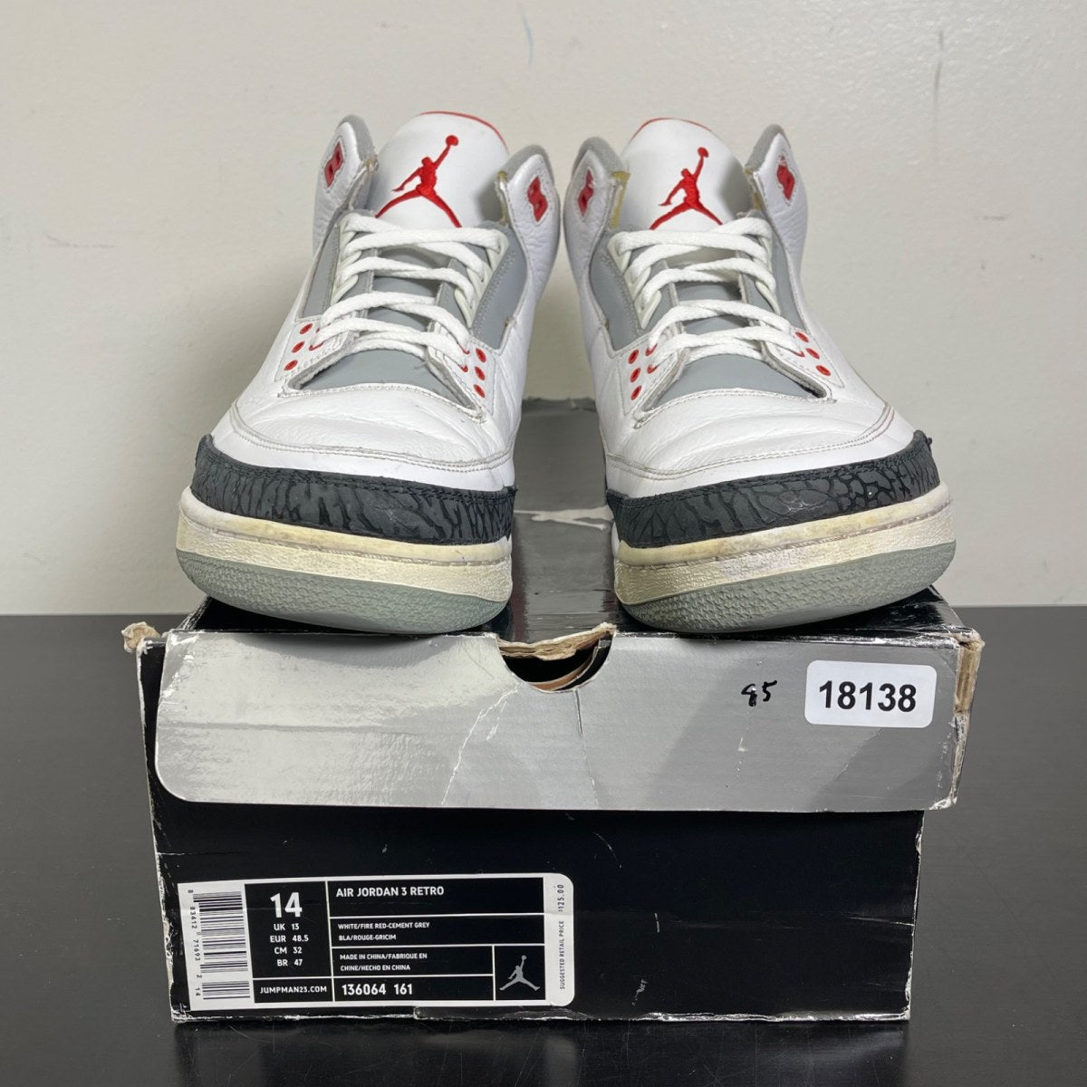 Jordan 3 Retro Fire Red (2007) 14 (Moderately Worn Pre-Owned)JordanWhite/Fire Red-Cement Grey - Image 2