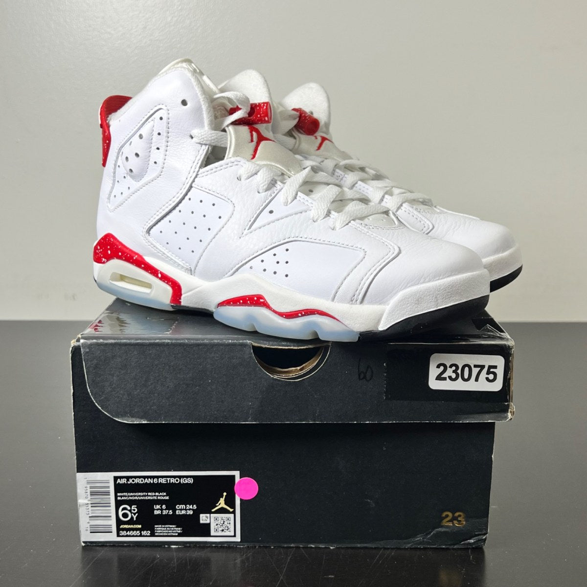 Jordan 6 Retro Red Oreo (GS) 6.5Y (Lightly Worn Pre-Owned)JordanWHITE/UNIVERSITY RED-BLACK - Image 1