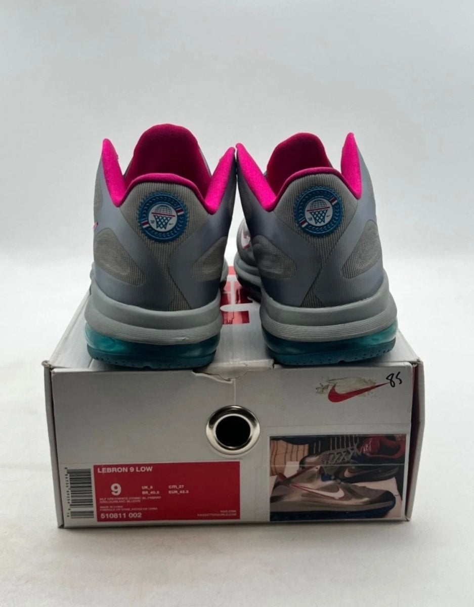 Nike LeBron 9 Low Fireberry 9 (Moderately Worn Pre-Owned)NikeWolf Grey/White-Dynamic Blue-Fireberry - Image 3