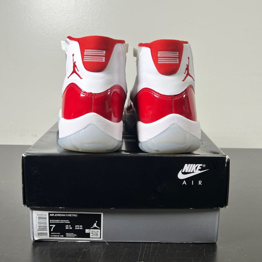 Jordan 11 Retro Cherry (2022) 7 (Lightly Worn Pre-Owned)JordanWhite/Varsity Red/Black - Image 5