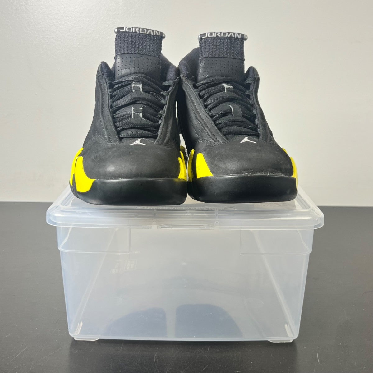 Jordan 14 Retro Thunder 10.5 (Heavily Worn Pre-Owned)JordanBlack/Vibrant Yellow-White - Image 2