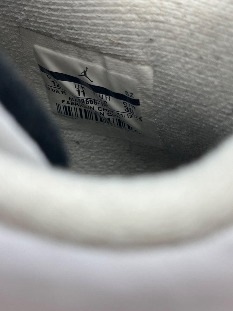 Jordan 4 Retro White Cement (2016) 12 (Moderately Worn Pre-Owned) - Image 8