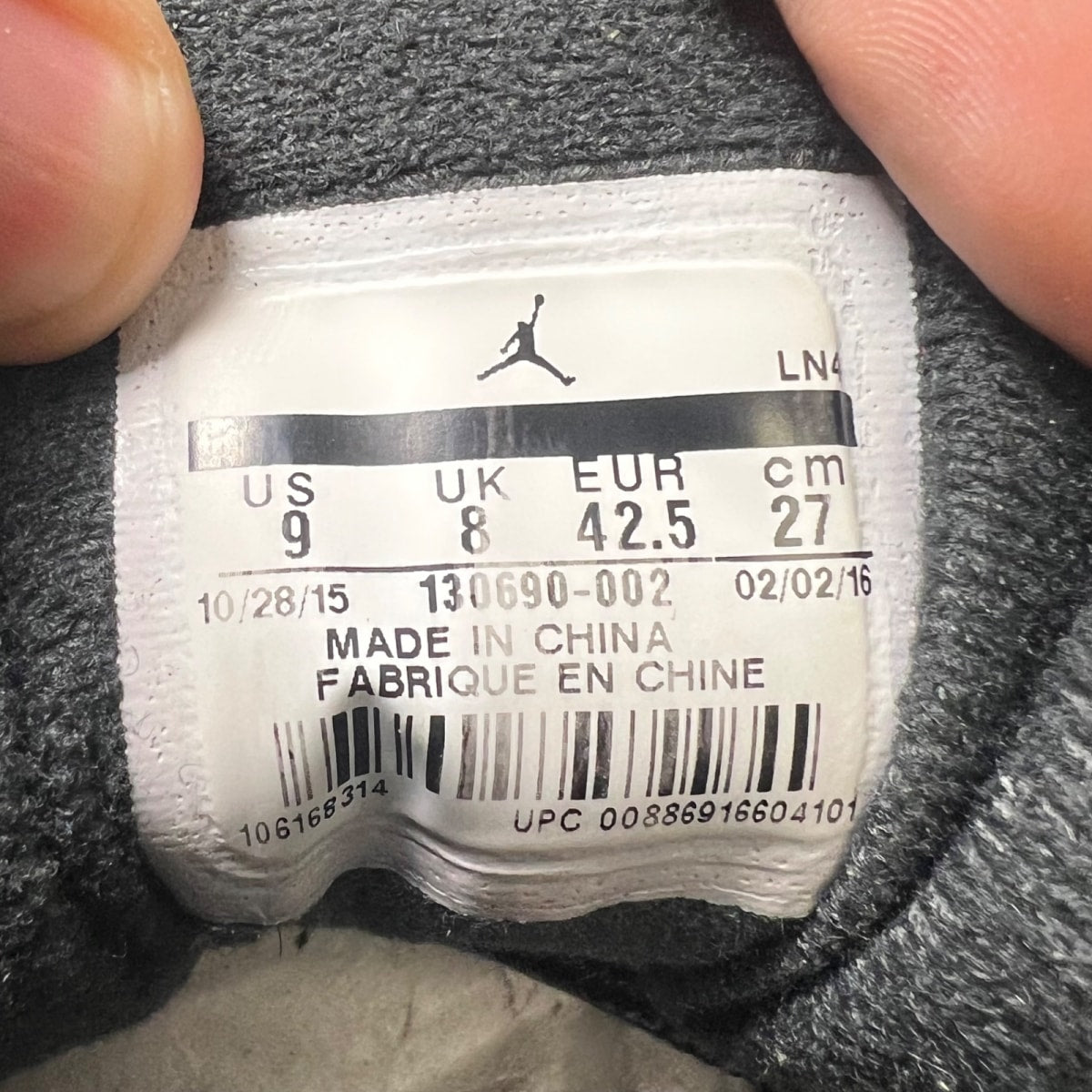 Jordan 12 Retro Flu Game (2016) 9 (Moderately Worn Pre-Owned)JordanBlack/Varsity Red - Image 4