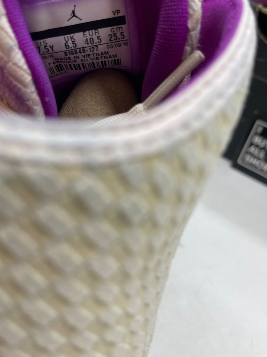 Air Jordan Horizon GS 'Sail Hyper Violet' 7.5 (Moderately Worn Pre-Owned) - Image 8