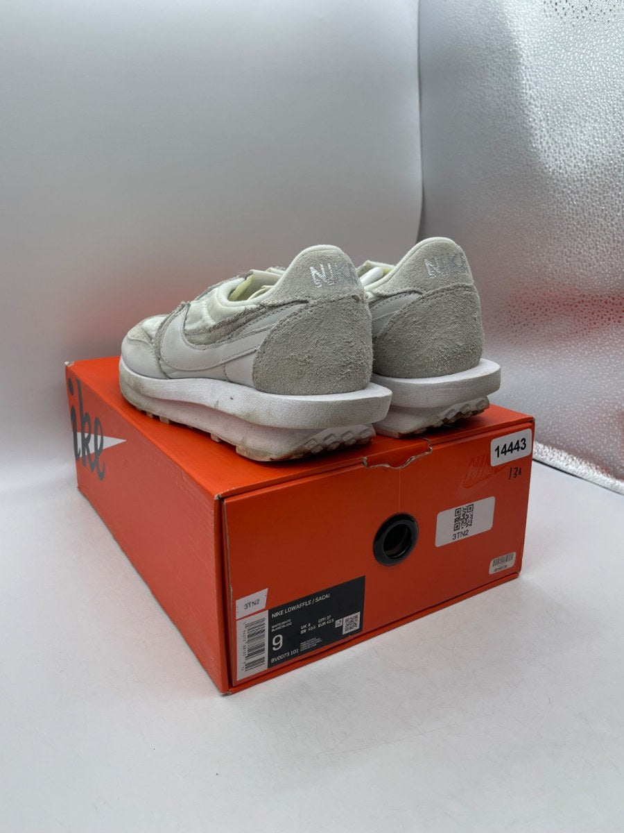 Nike LD Waffle sacai White Nylon (Size 9) - Image 4