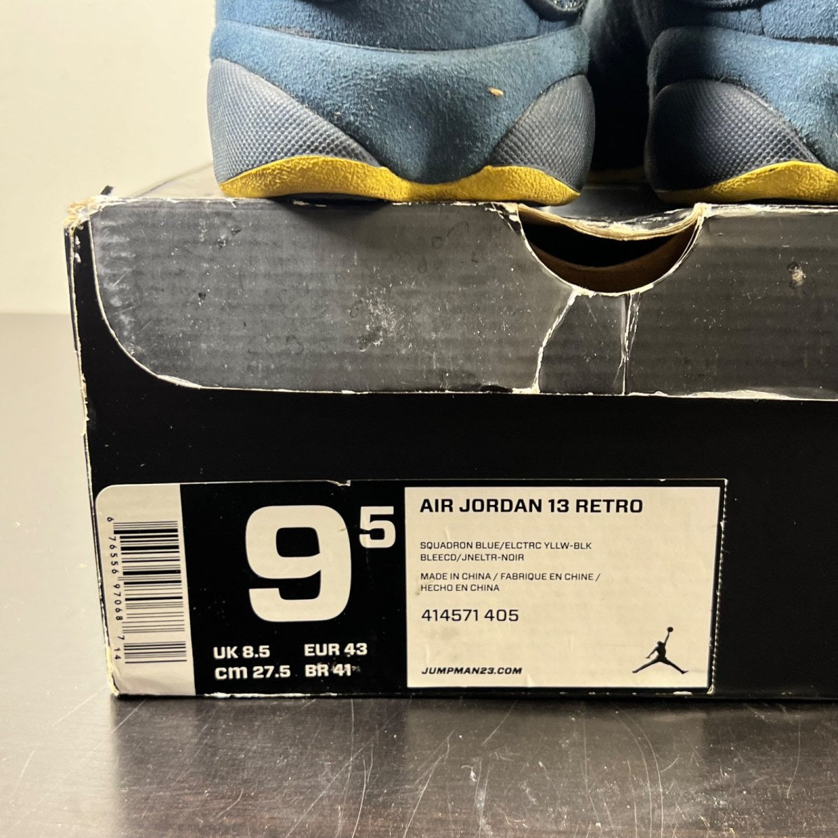 Jordan 13 Retro Squadron Blue 9.5 (Moderately Worn Pre-Owned)JordanSquadron Blue/Electric Yellow-Black - Image 5
