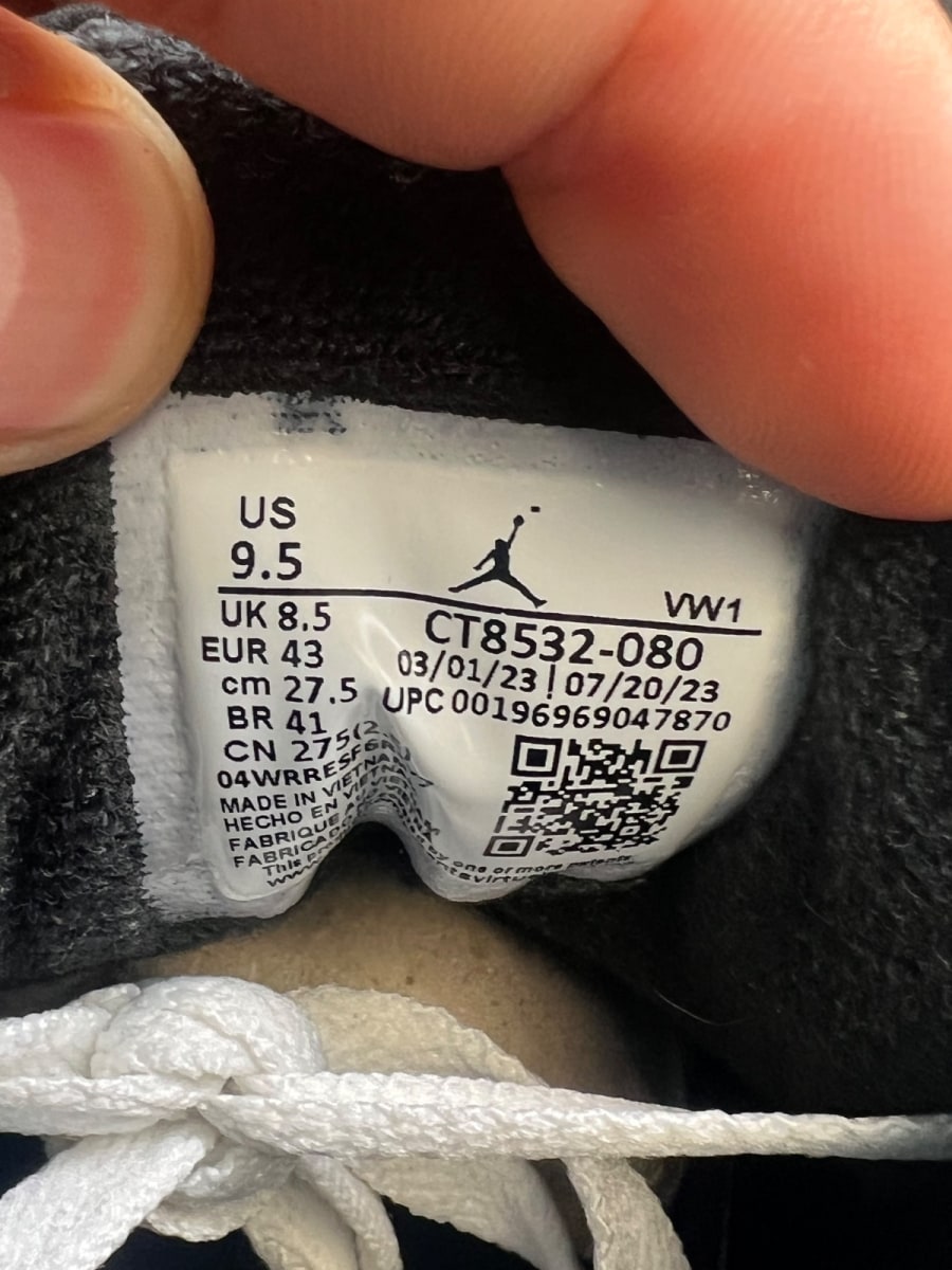 Jordan 3 Retro Fear Pack (2023) 9.5 (Lightly Worn Pre-Owned)JordanNight Stadium/Total Orange-Black-Flat Pewter-Neutral Grey - Image 7