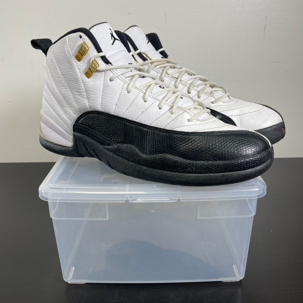 Jordan 12 Retro Taxi (2013) 12 (Moderately Worn Pre-Owned)JordanWhite/Black-Taxi - Image 1