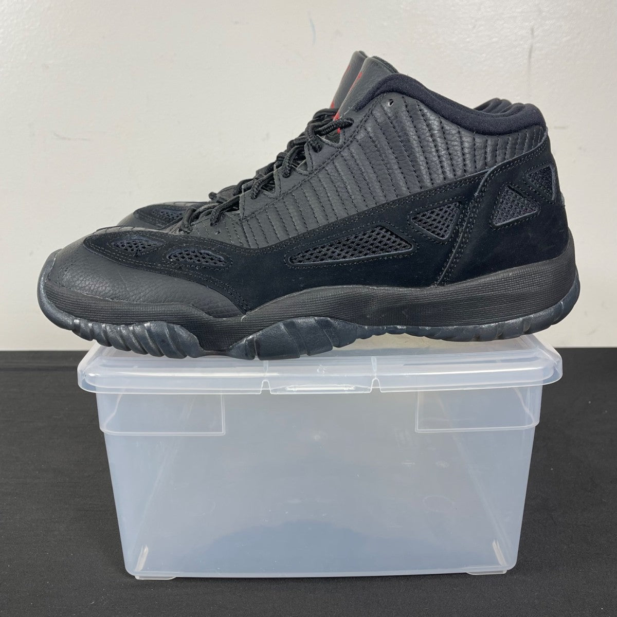 Jordan 11 Retro Low IE Referee (2015) (Size 10) - Image 3