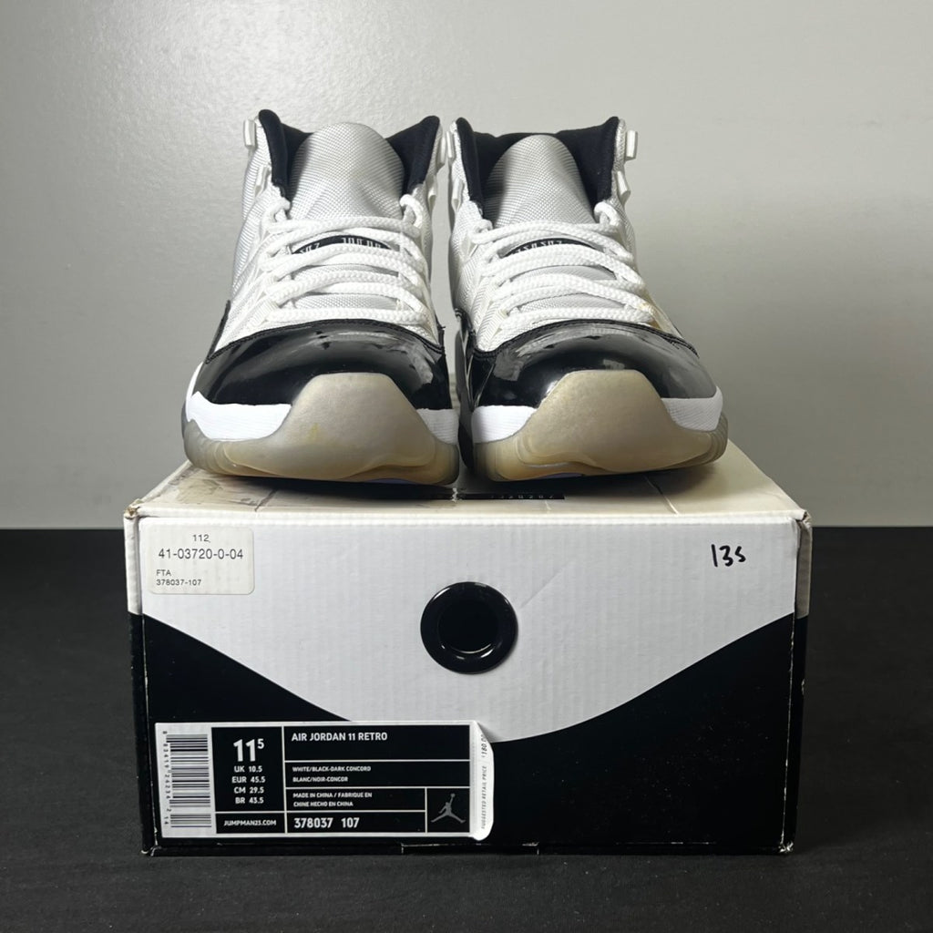 Jordan 11 Retro Concord (2011) 11.5 (Moderately Worn Pre-Owned)JordanWhite/Black-Dark Concord - Image 2
