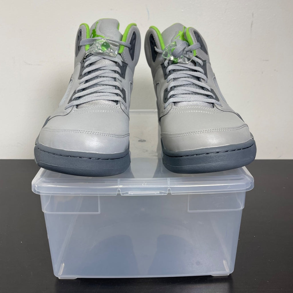 Jordan 5 Retro Green Bean (2022) 15 (New Pre-Owned)JordanSilver/Green Bean-Flint Grey - Image 2