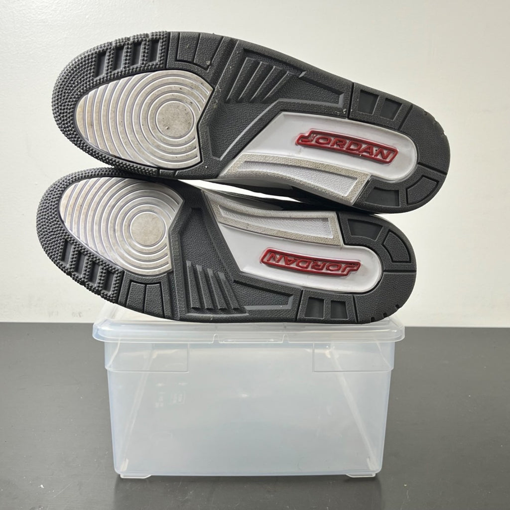 Jordan 3 Retro Cool Grey (2021) 11 (Lightly Worn Pre-Owned)JordanSilver/Light Graphite-Orange Peel-Sport Red - Image 5