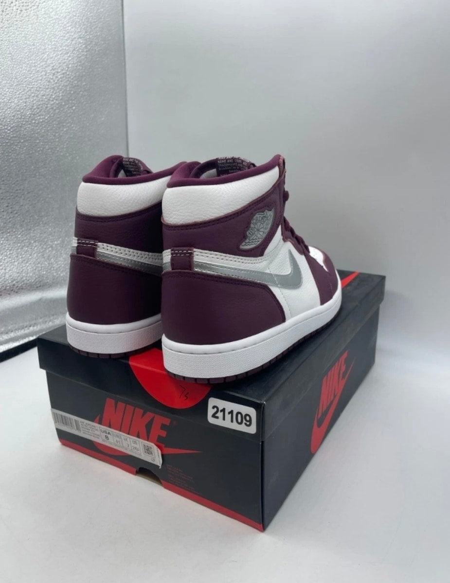 Jordan 1 Retro High OG Bordeaux 8 (Lightly Worn Pre-Owned)JordanBordeaux/White-Metallic Silver - Image 5