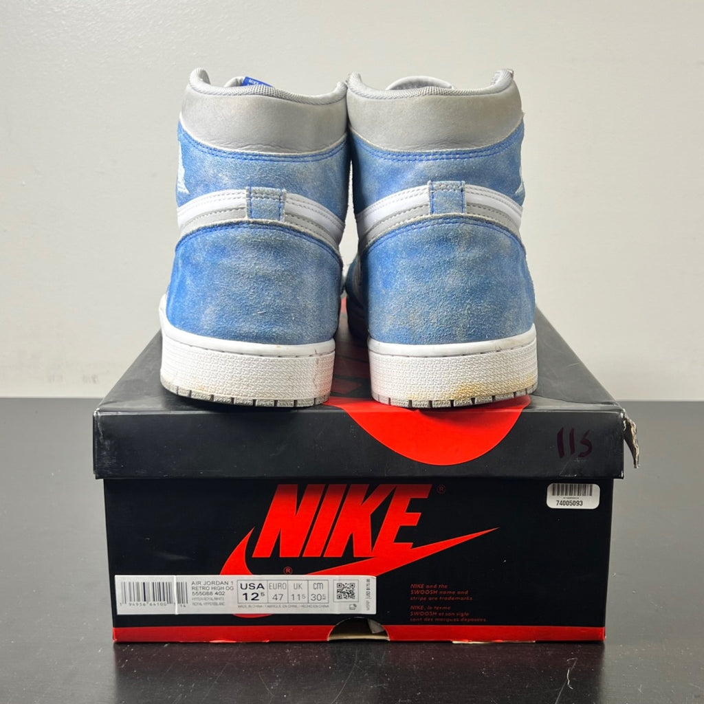 Jordan 1 Retro High OG Hyper Royal (Size 12.5) - Image 4
