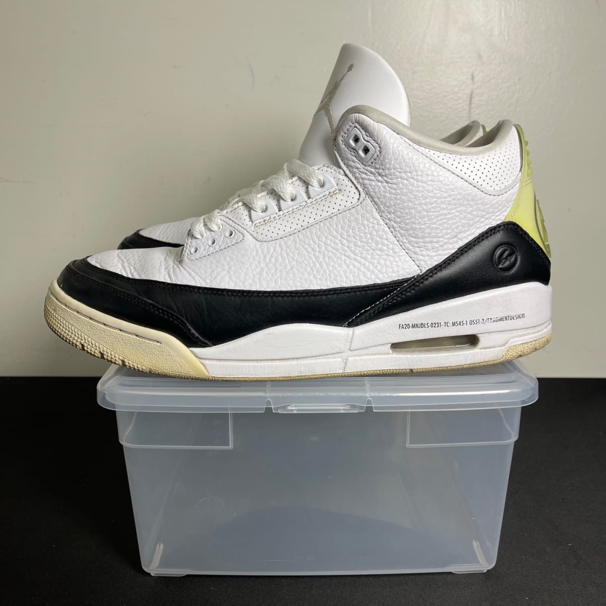 Jordan 3 Retro Fragment (Size 12) - aux