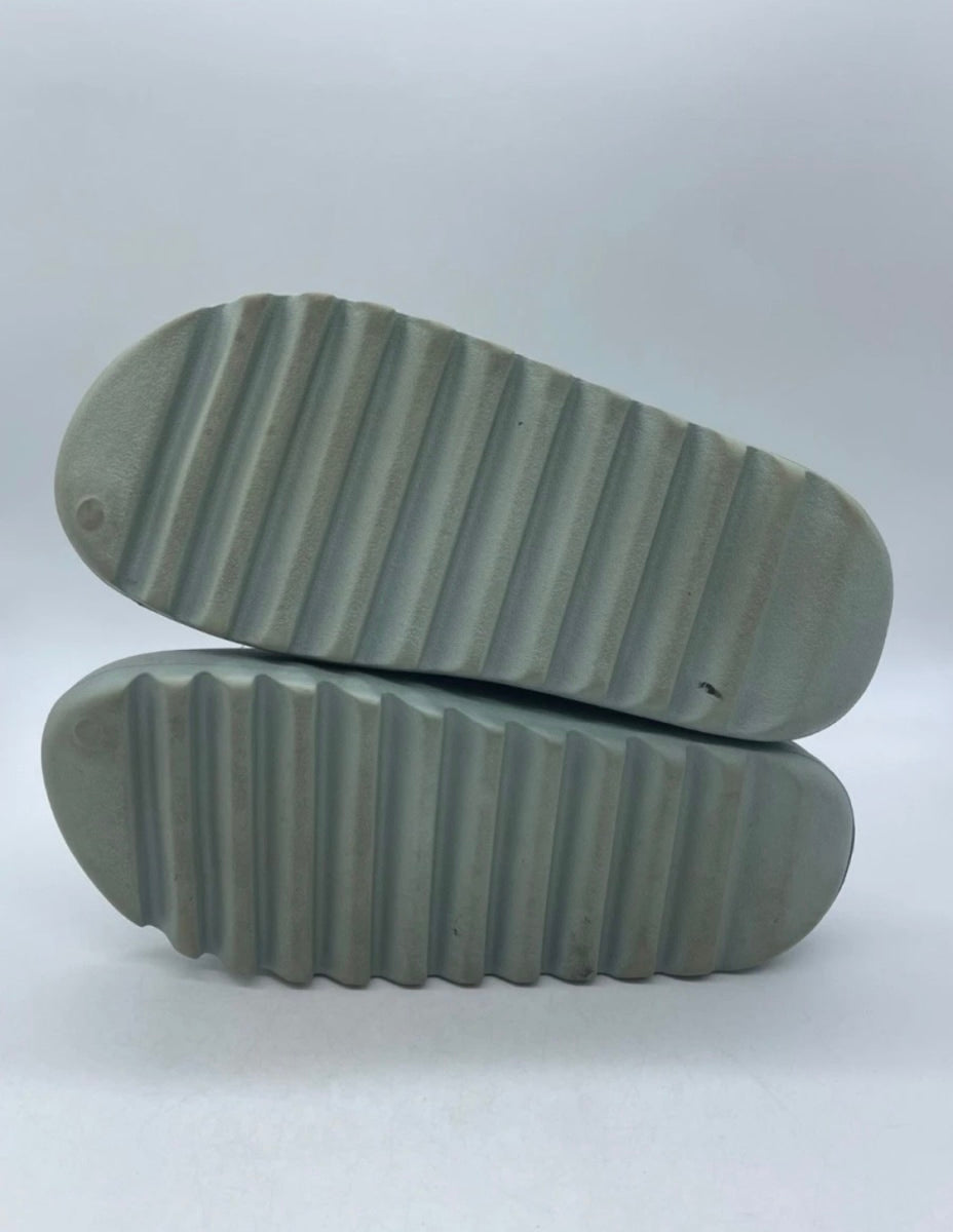 adidas Yeezy Slide Salt 13 (Moderately Worn Pre-Owned)adidasSalt/Salt/Salt - Image 7