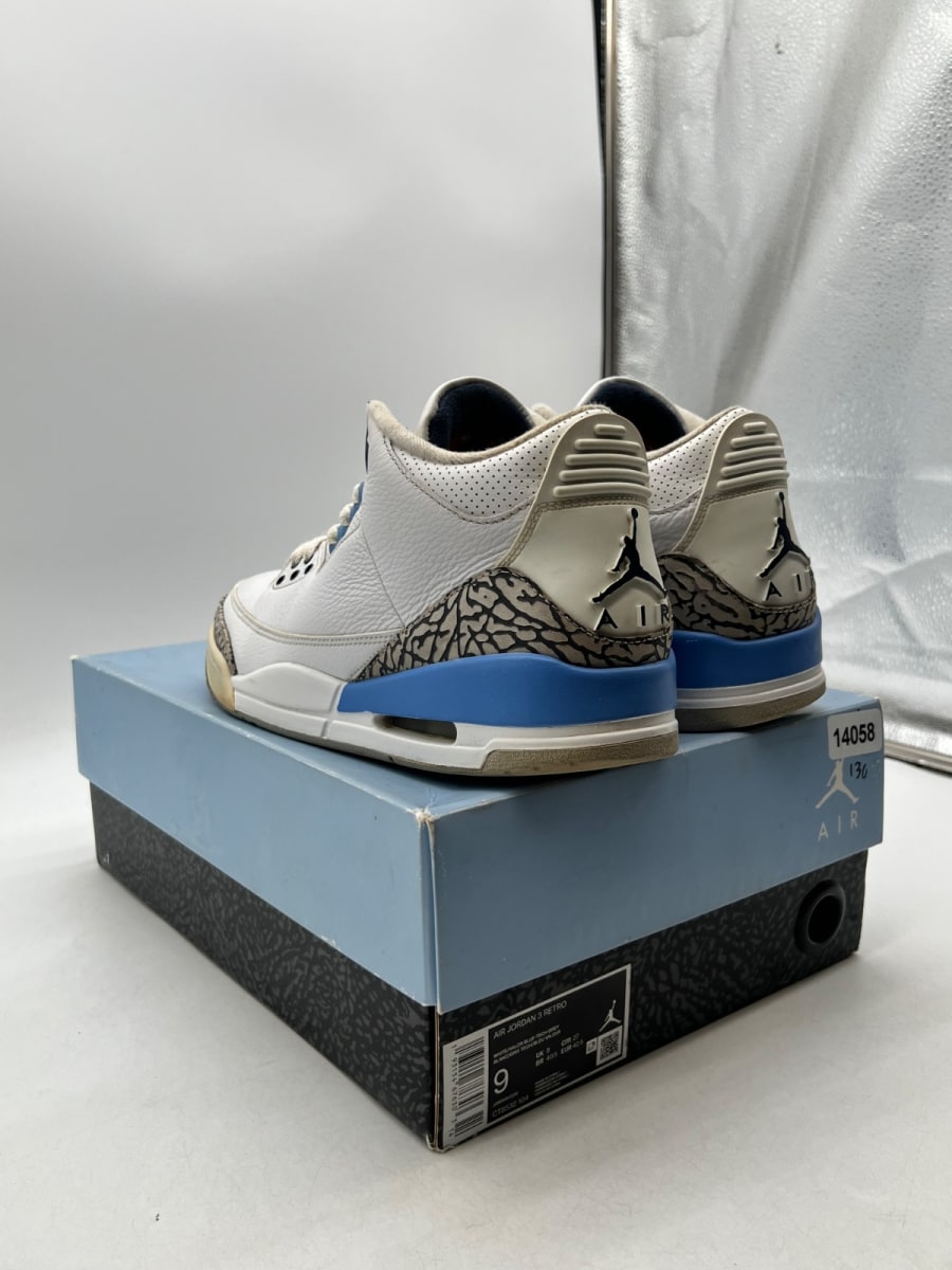 Jordan 3 Retro UNC (2020) 9 (Heavily Worn Pre-Owned)JordanWhite/Valor Blue-Tech Grey - Image 5