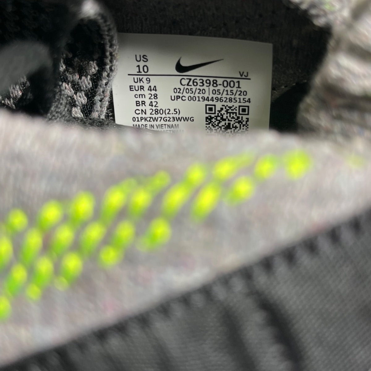 Nike Space Hippie 04 Grey Volt (Size 10) - Image 6