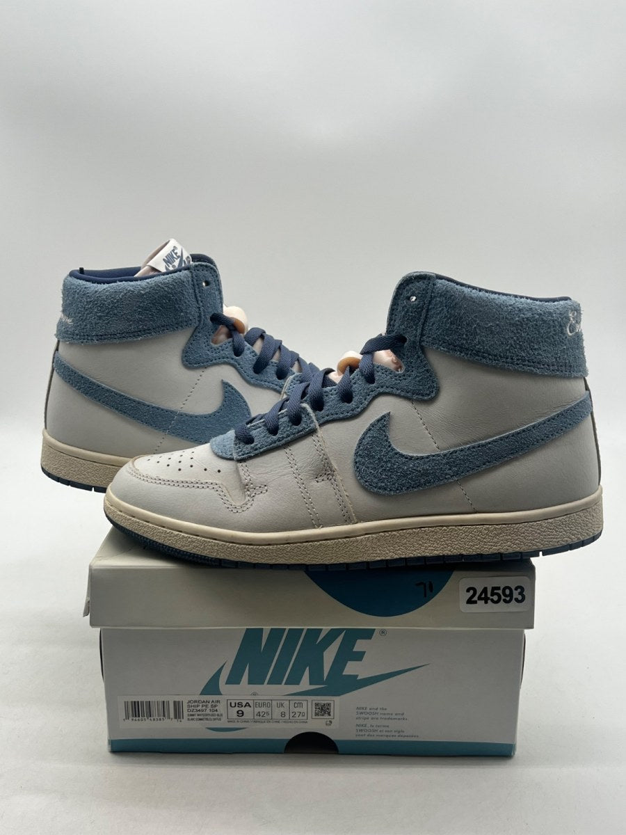Nike Jordan Air Ship PE SP Every Game Diffused Blue 9 (Lightly Worn Pre-Owned)JordanSummit White/Diffused Blue/Chambray/Sail - Image 1