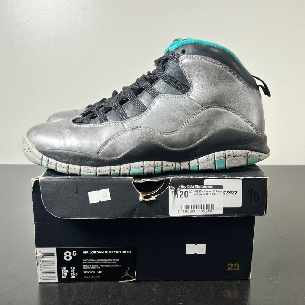 Jordan 10 Retro Lady of Liberty 30th Anniversary 8.5 (Lightly Worn Pre-Owned)JordanDust/Metallic Gold-Black-Retro - Image 3