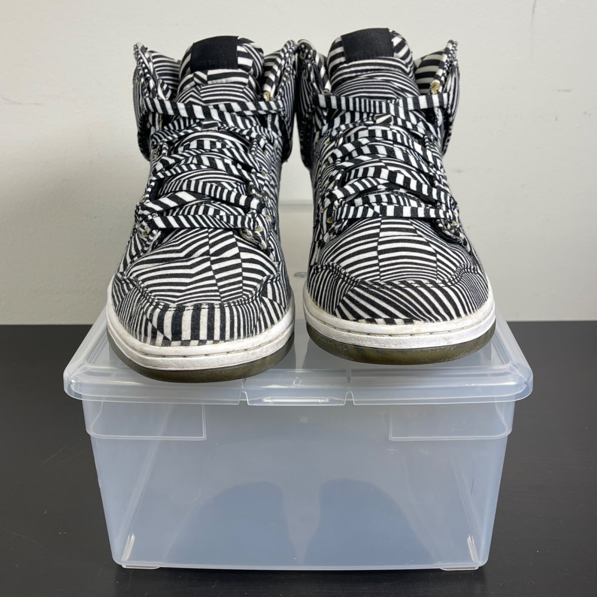 Nike SB Dunk High Concept Car 12 (Moderately Worn Pre-Owned)NikeWhite/Black - Image 2