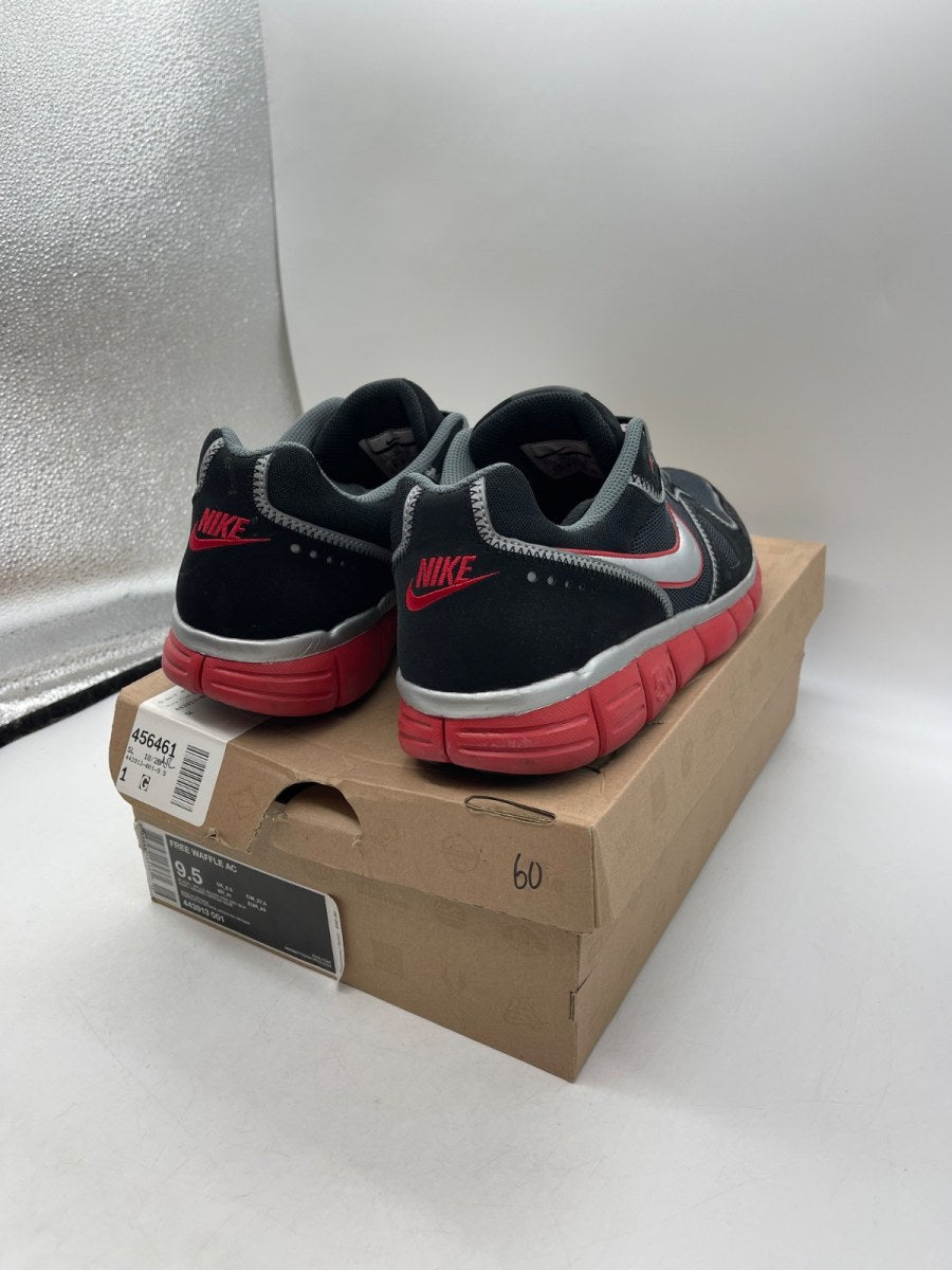 Nike Free Waffle AC 'Bred' 9.5 (Moderately Worn Pre-Owned) - Image 5