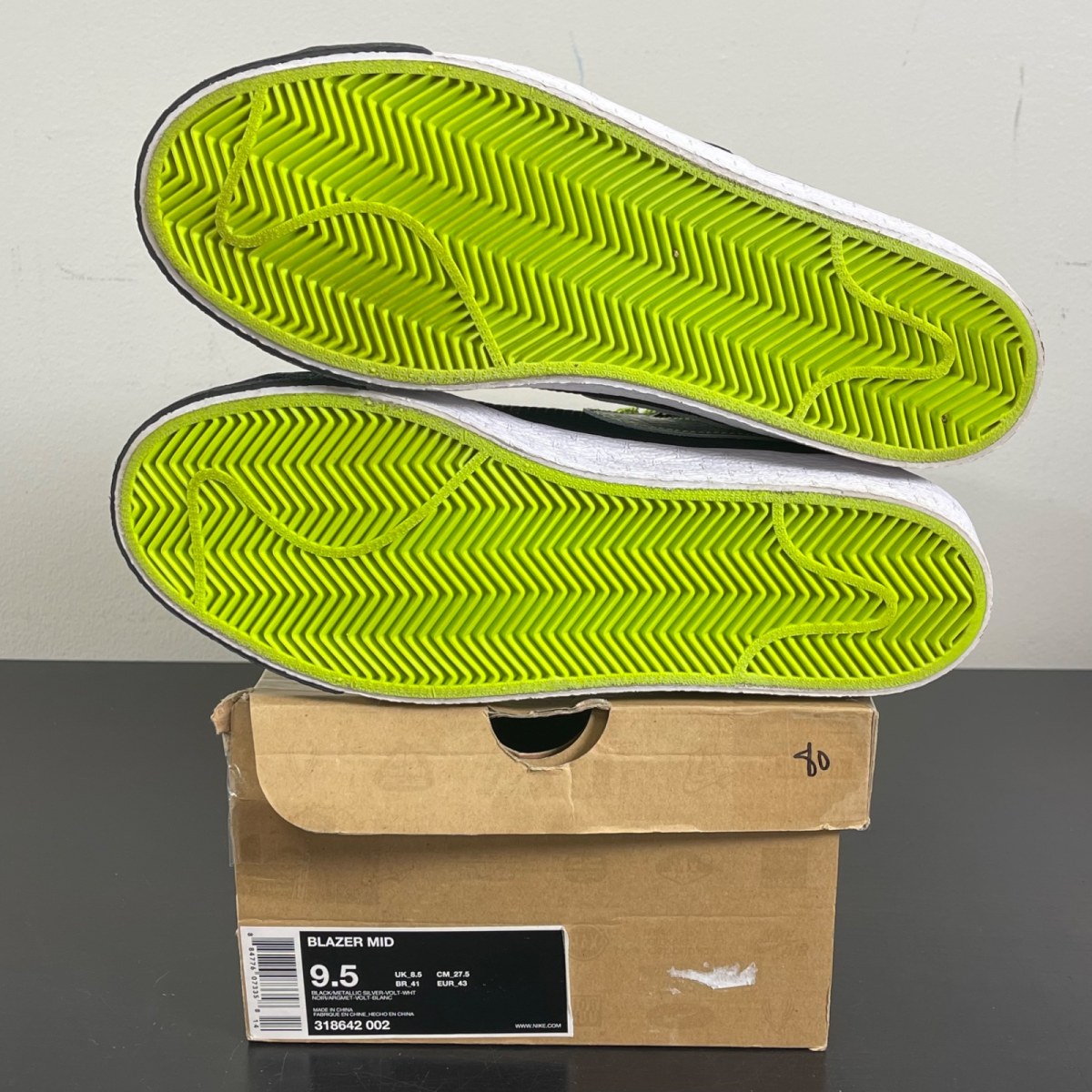 Nike Blazer Mid 9.5 (Moderately Worn Pre-Owned)Nike - Image 5