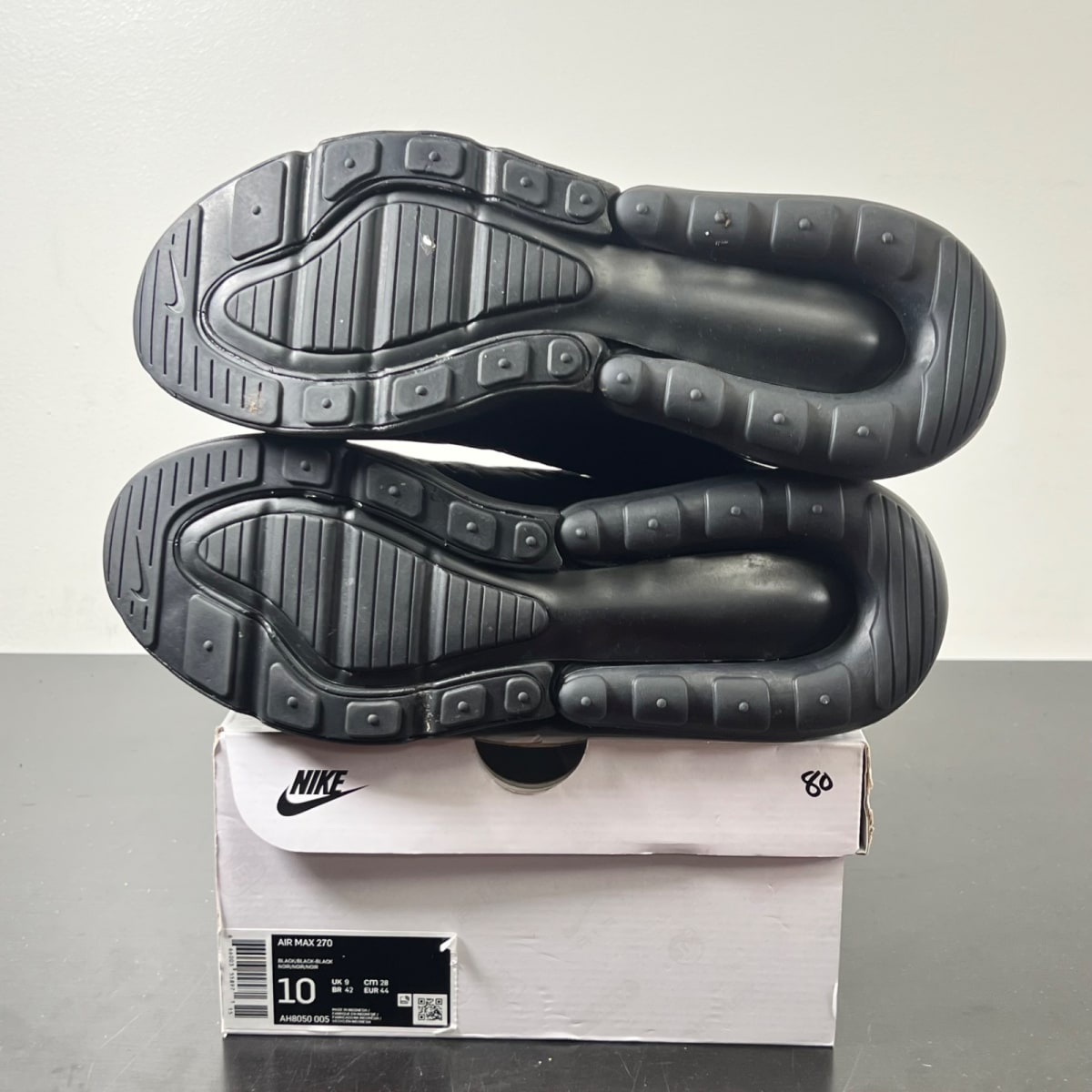Nike Air Max 270 Triple Black 10 (Lightly Worn Pre-Owned)NikeBlack/Black-Black - Image 6