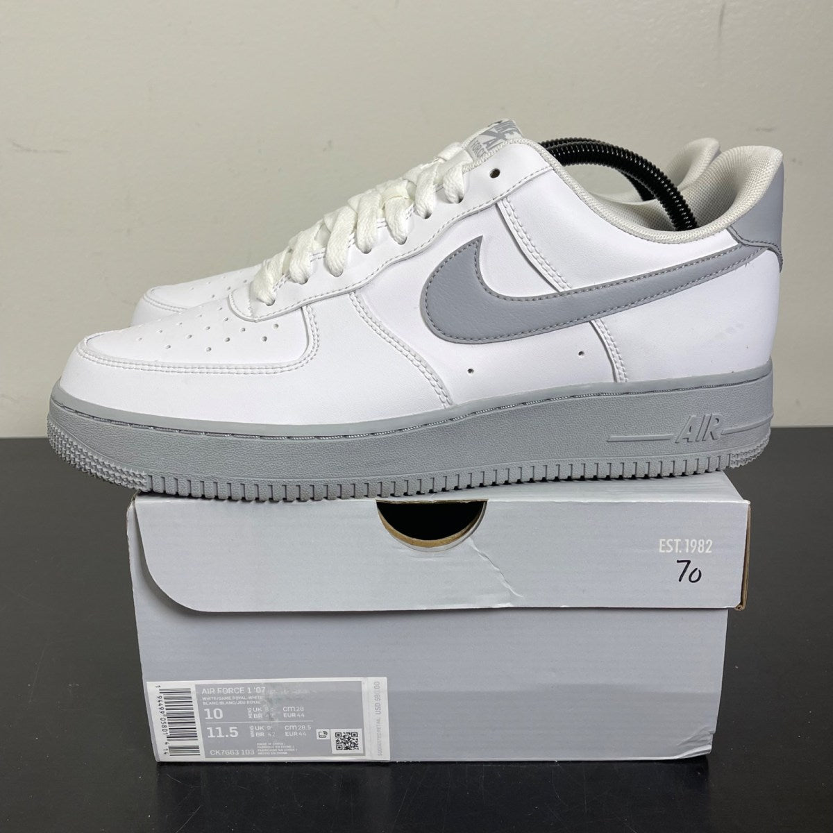 Nike Air Force 1 Low 07 White Royal 10 (Moderately Worn Pre-Owned)NikeWhite/Royal Blue - Image 3