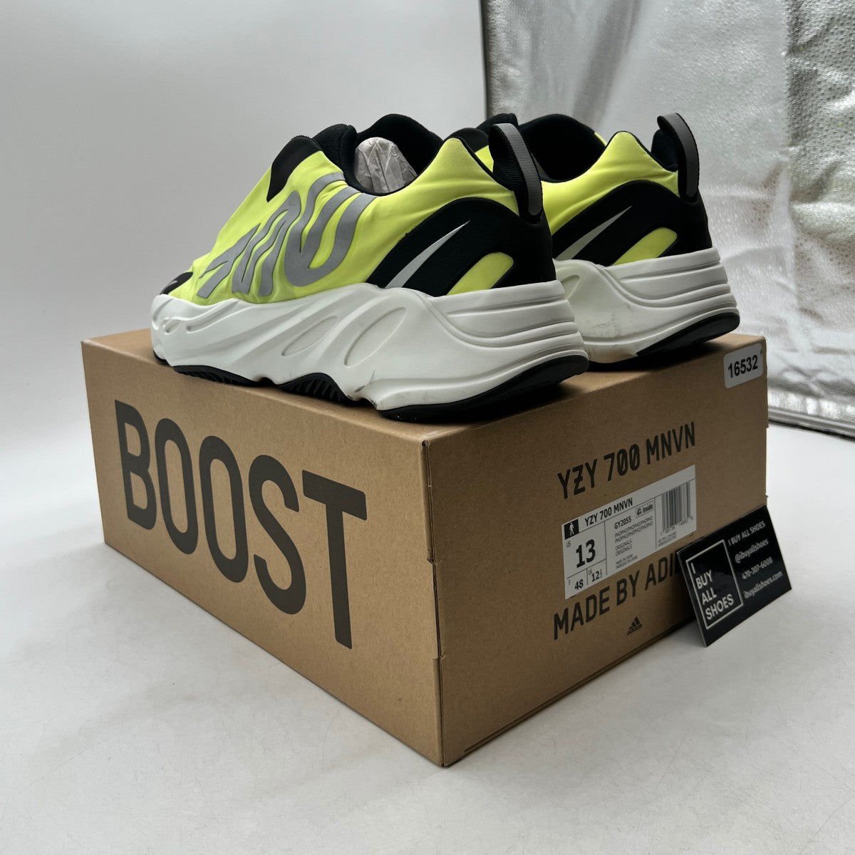 adidas Yeezy Boost 700 MNVN Laceless Phosphor - Image 4