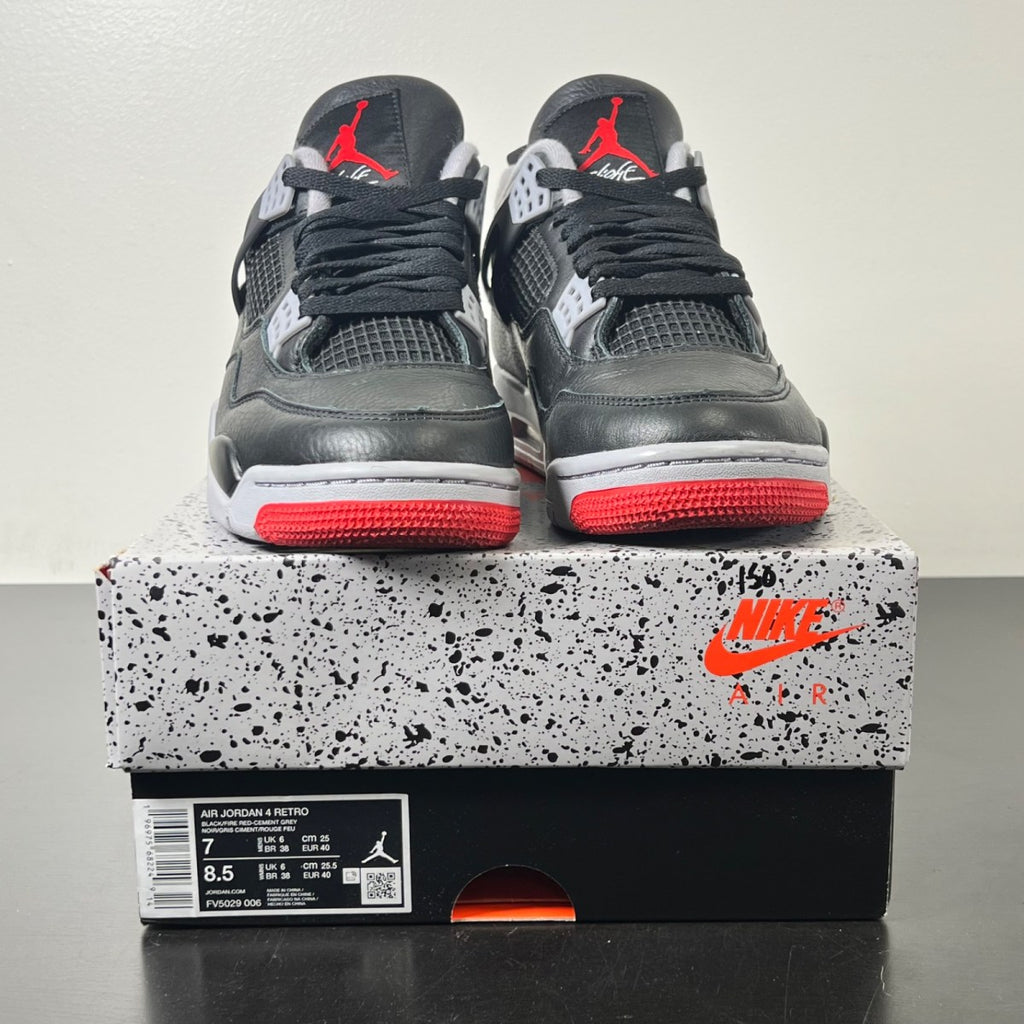 Jordan 4 Retro Bred Reimagined 7 (Lightly Worn Pre-Owned)JordanBlack/Cement Grey/Varsity Red/Summit White - Image 2
