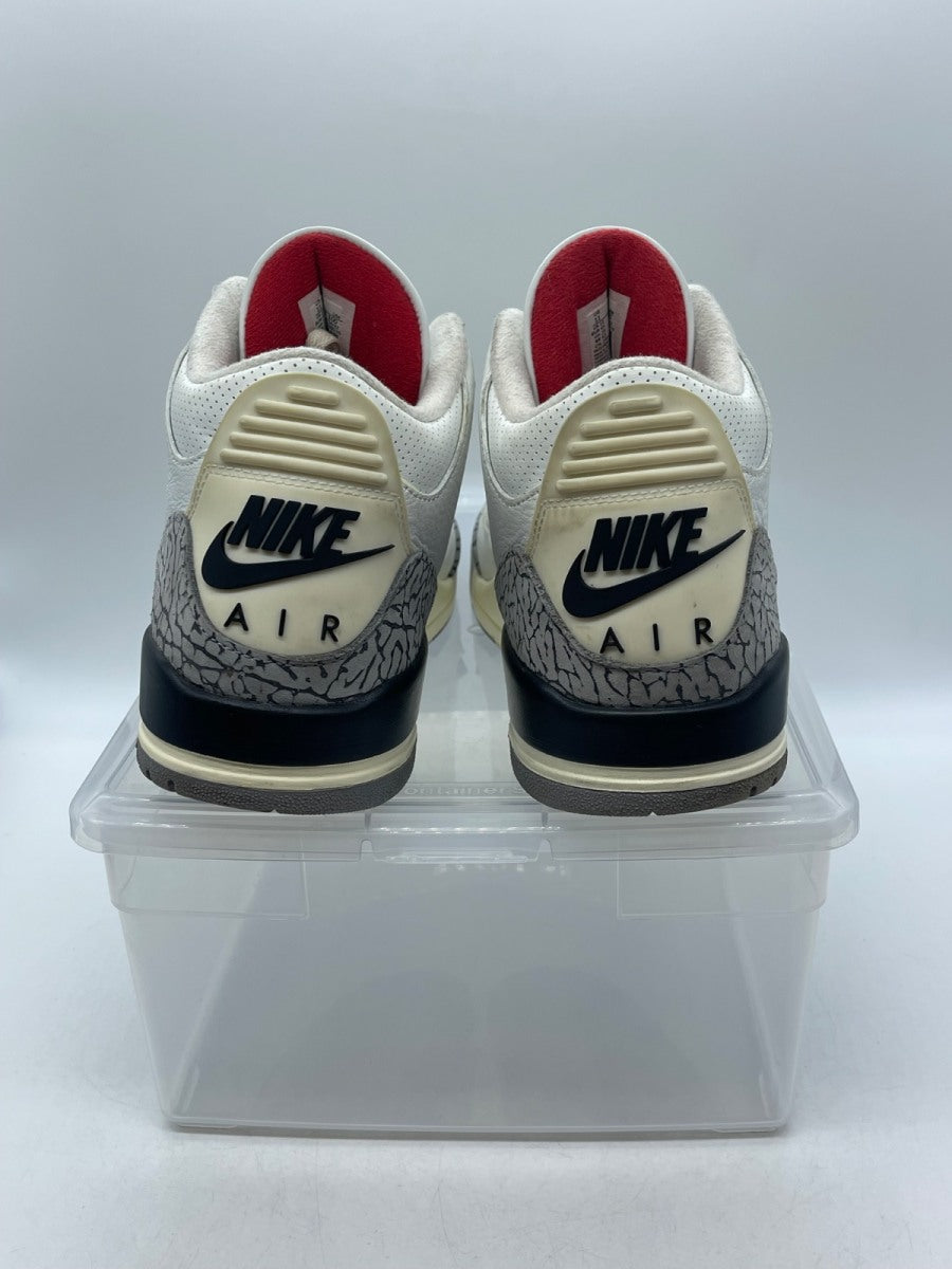 Jordan 3 Retro White Cement Reimagined 11 (Moderately Worn Pre-Owned)JordanSummit White/Fire Red/Black/Cement Grey - Image 3