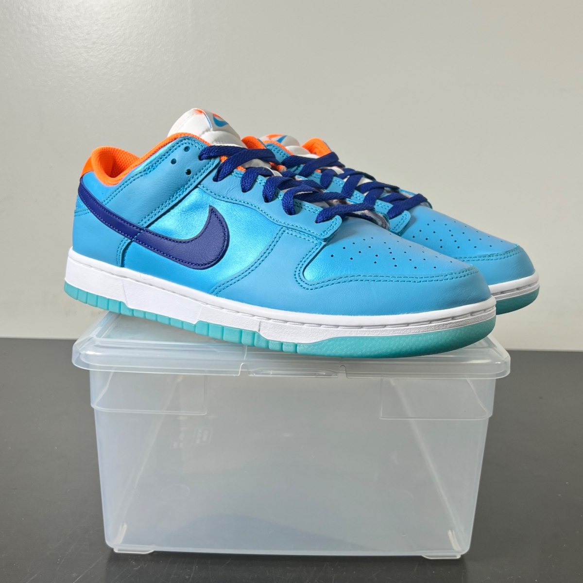 Nike Dunk Low SE Baltic Blue Total Orange 10 (VNDS Pre-Owned)NikeBaltic Blue/Deep Royal Blue/Total Orange/White - Image 1