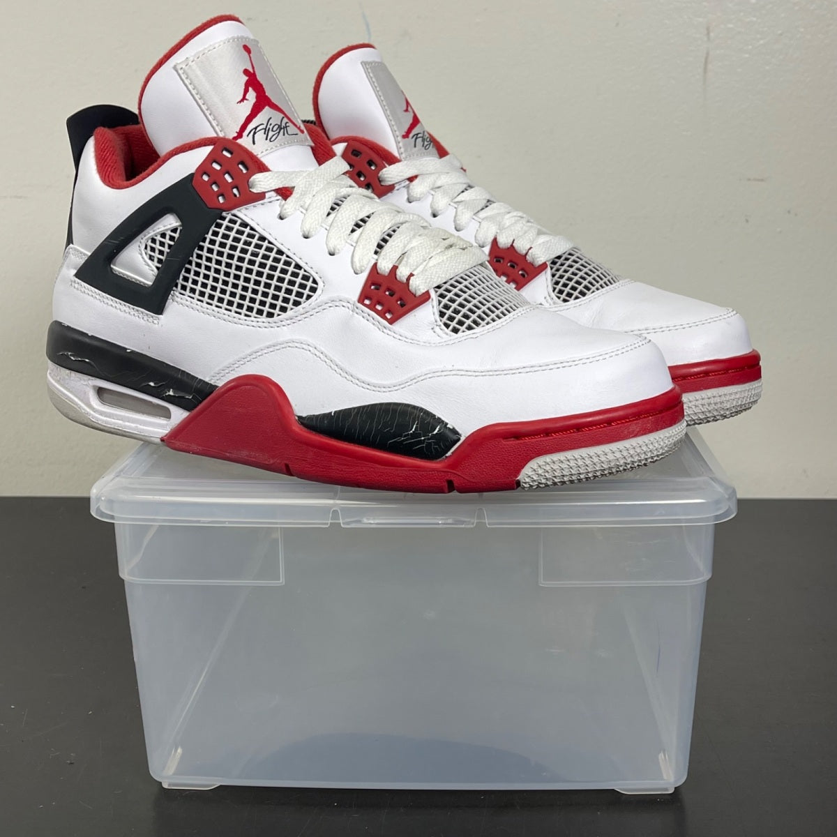 Jordan 4 Retro Fire Red (2012) 10 (Moderately Worn Pre-Owned)JordanWhite/Varsity Red-Black - Image 1