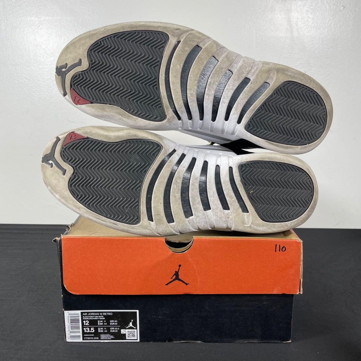 Jordan 12 Retro Playoffs (2022) 12 (Moderately Worn Pre-Owned)JordanBlack/Varsity Red-White - Image 5