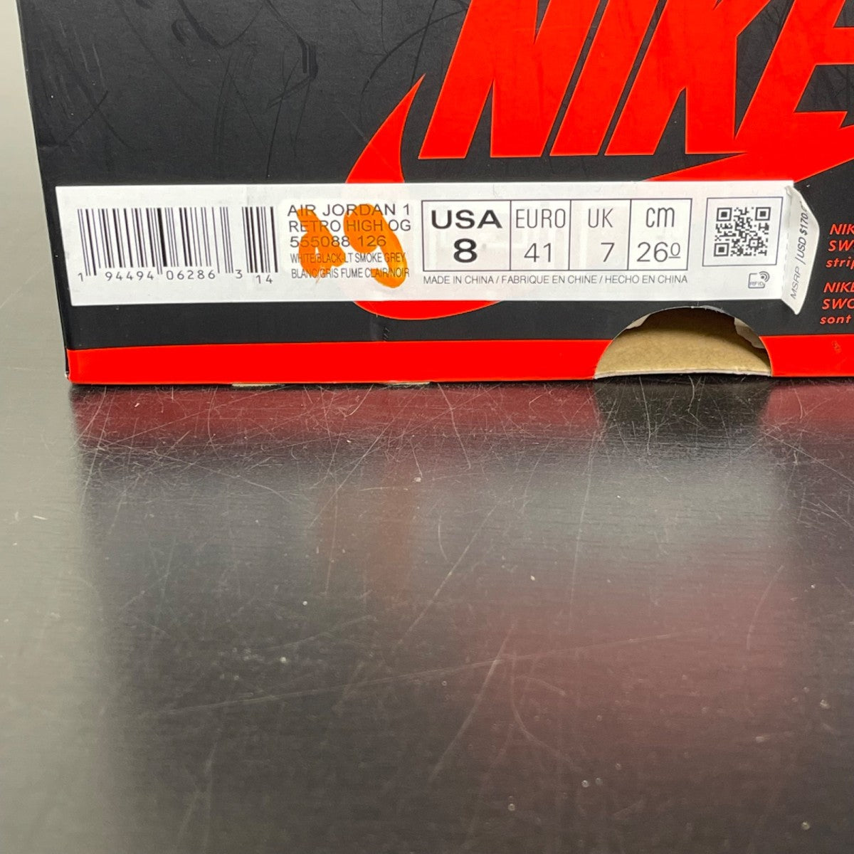 Jordan 1 Retro High Light Smoke Grey 8 (Moderately Worn Pre-Owned)JordanWhite/Black-Light Smoke Grey-Varsity Red - Image 7