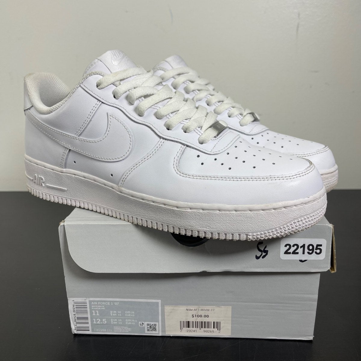 Nike Air Force 1 Low '07 White 11 (Moderately Worn Pre-Owned)NikeWhite/White - Image 1
