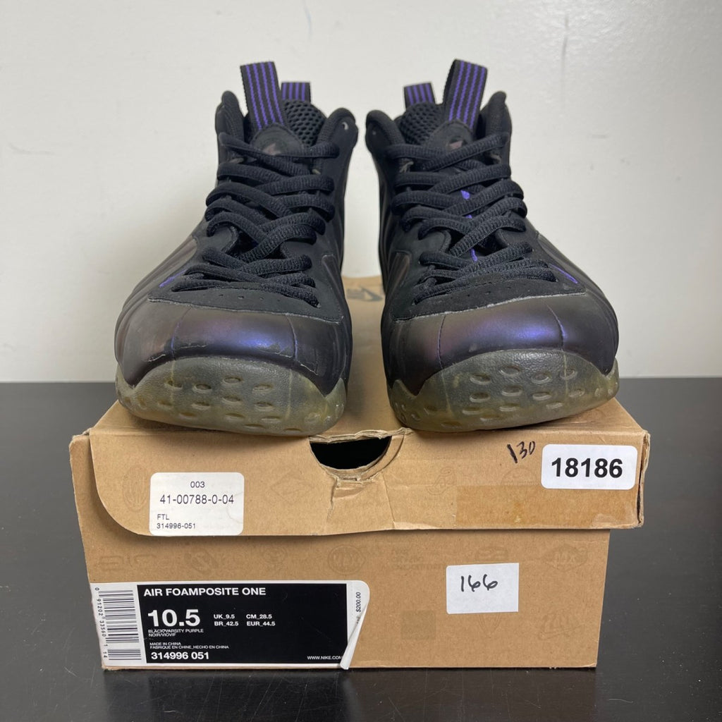 Nike Air Foamposite One Eggplant 10.5 (Moderately Worn Pre-Owned)NikeBlack/Varsity Purple - Image 2