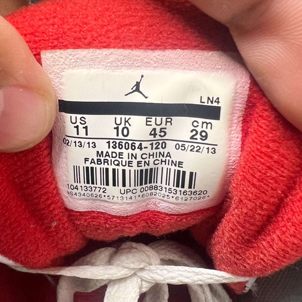 Jordan 3 Retro Fire Red (2013) 11 (Moderately Worn Pre-Owned)JordanWhite/Fire Red-Neutral Grey-Black - Image 4