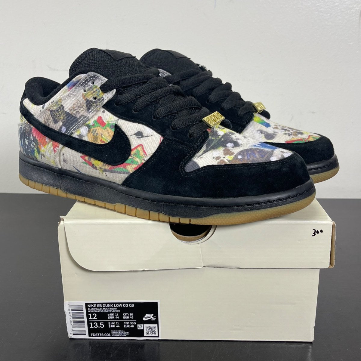 Nike SB Dunk Low Supreme Rammellzee 12 (Moderately Worn Pre-Owned)NikeBlack/Black-Multi-Color - Image 1