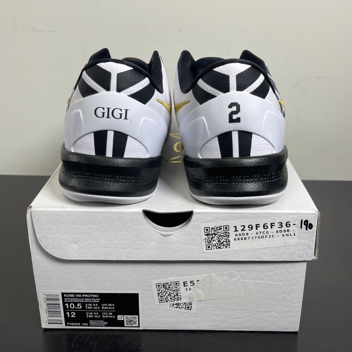 Nike Kobe 8 Protro Mambacita 10.5 (Moderately Worn Pre-Owned)NikeWhite/Metallic Gold/Black - Image 4