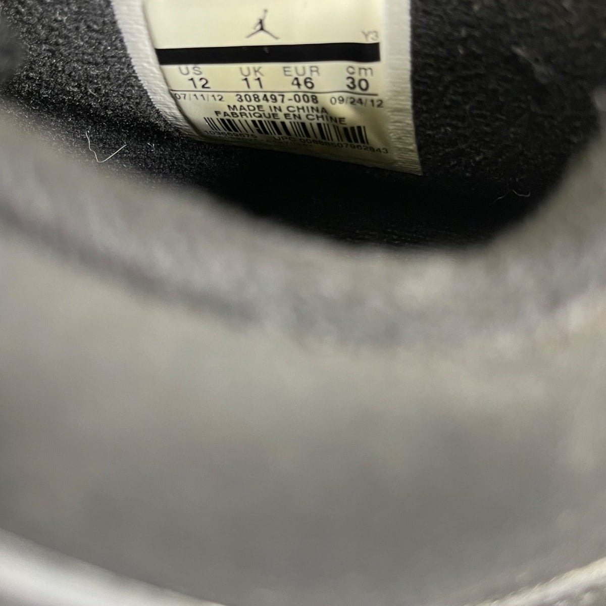 Jordan 4 Retro Thunder (2012) 12 (Moderately Worn Pre-Owned)JordanBlack/Tour Yellow - Image 6