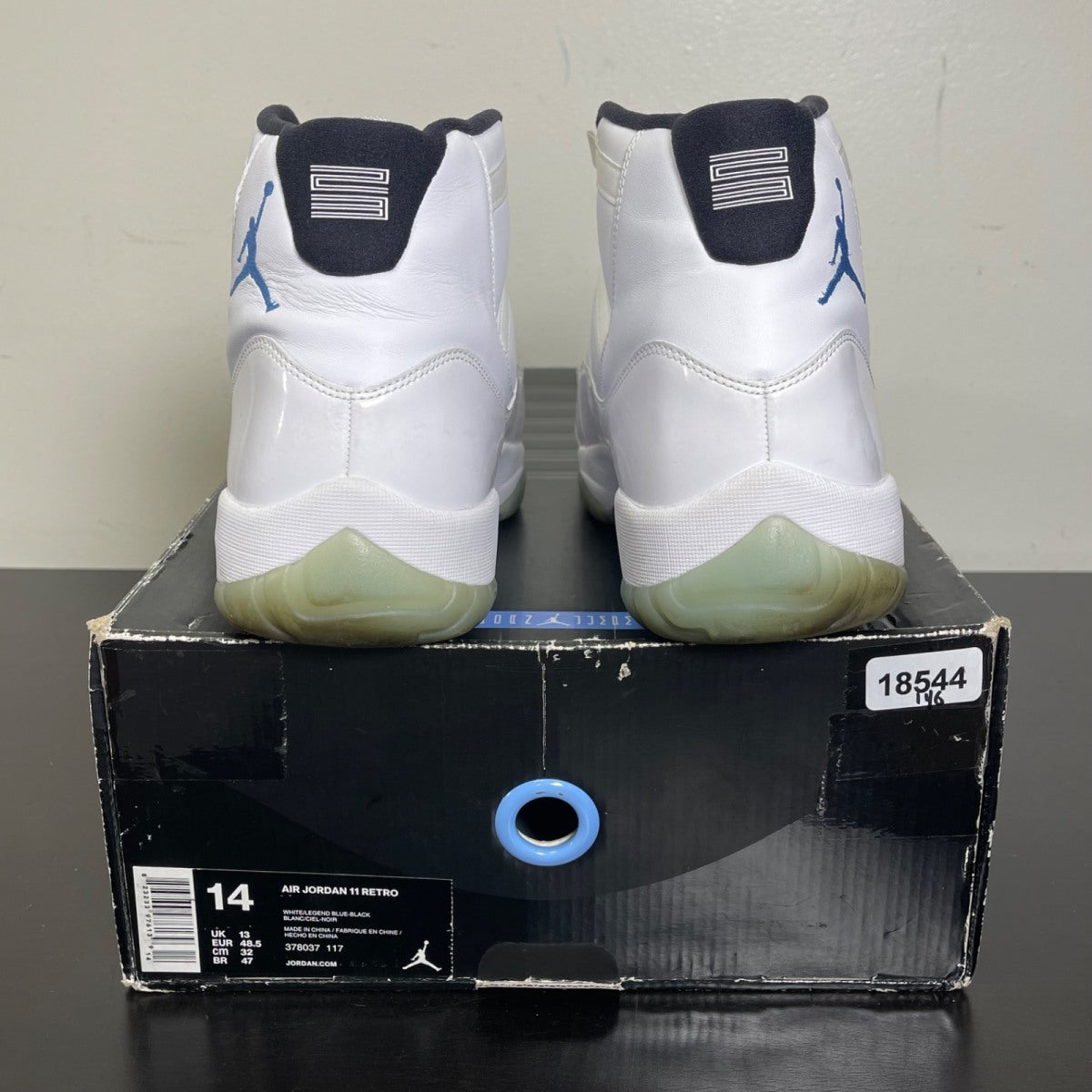 Jordan 11 Retro Legend Blue (2014) 14 (Moderately Worn Pre-Owned)JordanWhite/Black-Legend Blue - Image 4