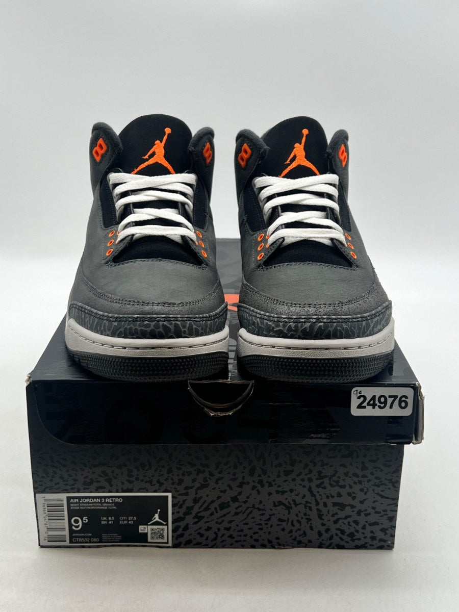 Jordan 3 Retro Fear Pack (2023) 9.5 (Lightly Worn Pre-Owned)JordanNight Stadium/Total Orange-Black-Flat Pewter-Neutral Grey - Image 2