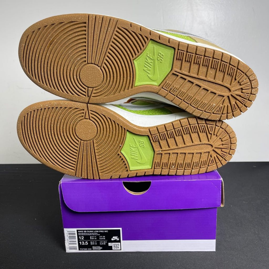 Nike SB Dunk Low Escargot (Size 12) - aux