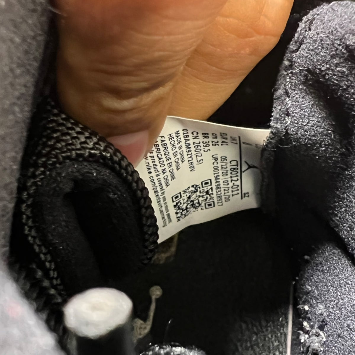 Jordan 11 Retro Jubilee 25th Anniversary 8 (Moderately Worn Pre-Owned)JordanBlack/Multi-Color-White-Multi-Color - Image 6